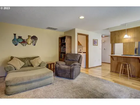 704 NE 159th Court Vancouver WA 98684