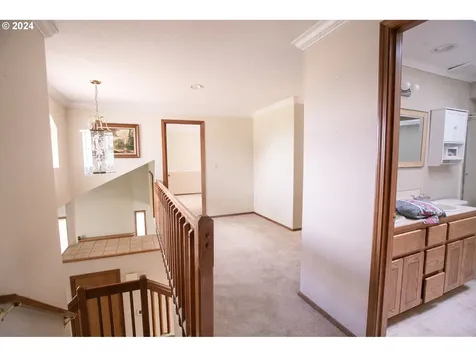 704 NE 159th Court Vancouver WA 98684