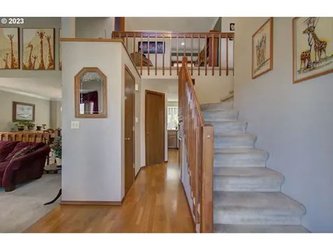 704 NE 159th Court Vancouver WA 98684