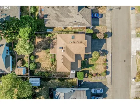 704 NE 159th Court Vancouver WA 98684