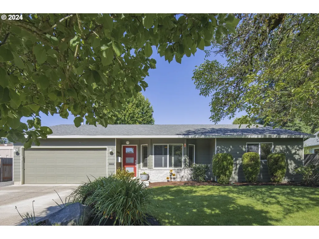 2108 D Street Forest Grove OR 97116
