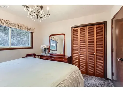 13180 S Spangler Road Oregon City OR 97045