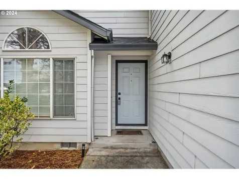 1930 SW Stella Way Troutdale OR 97060