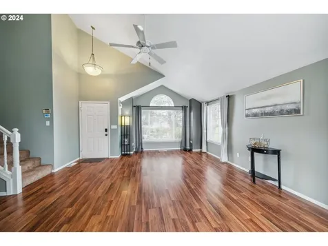 1930 SW Stella Way Troutdale OR 97060