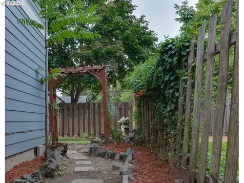 2112 Charlie Court Forest Grove OR 97116