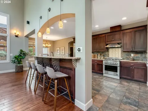 384 SW Mount Mazama Street Mcminnville OR 97128