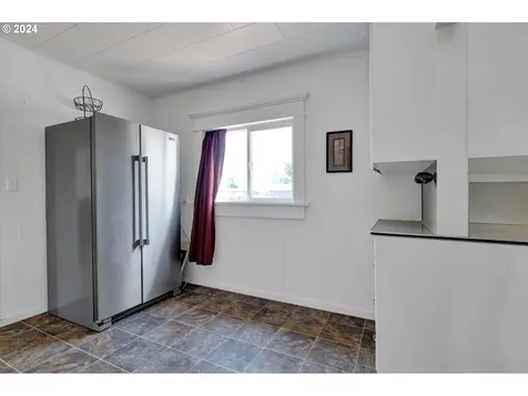 1925 15th Street Springfield OR 97477