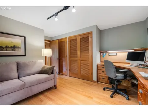 2290 SW Benz Farm Court Portland OR 97225