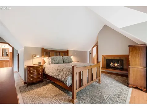 2290 SW Benz Farm Court Portland OR 97225