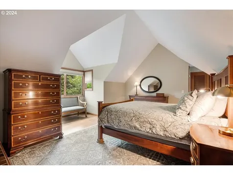 2290 SW Benz Farm Court Portland OR 97225