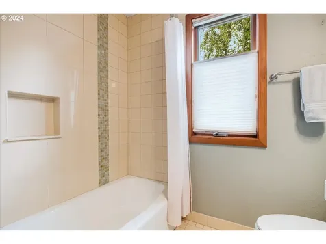 2290 SW Benz Farm Court Portland OR 97225