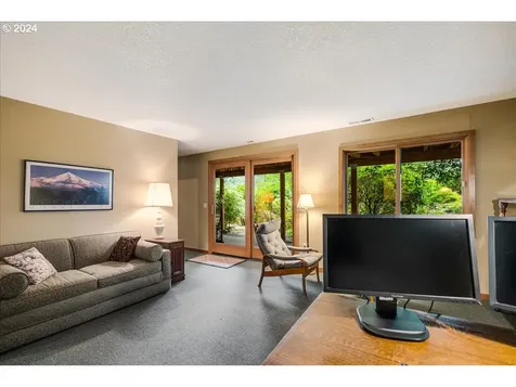 2290 SW Benz Farm Court Portland OR 97225