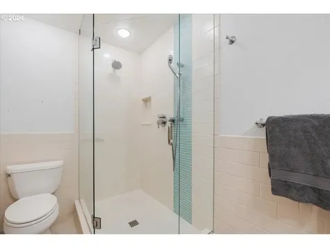 2290 SW Benz Farm Court Portland OR 97225