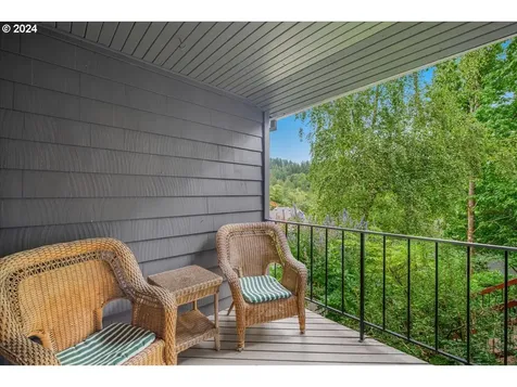 2290 SW Benz Farm Court Portland OR 97225