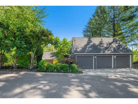 2290 SW Benz Farm Court Portland OR 97225