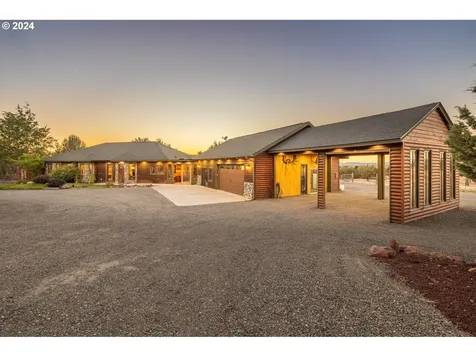 8101 SW Desert Sage Lane Powell Butte OR 97753