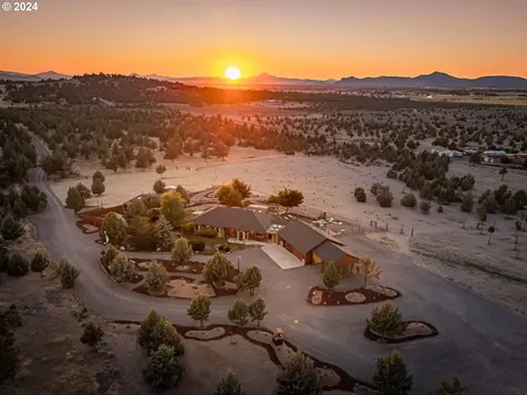 8101 SW Desert Sage Lane Powell Butte OR 97753