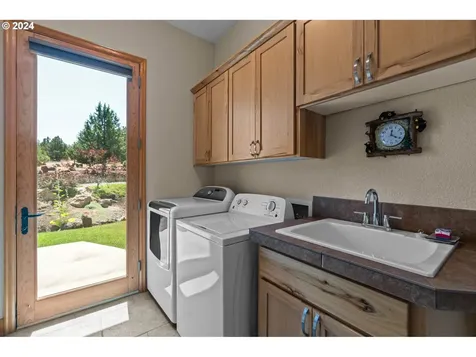 8101 SW Desert Sage Lane Powell Butte OR 97753