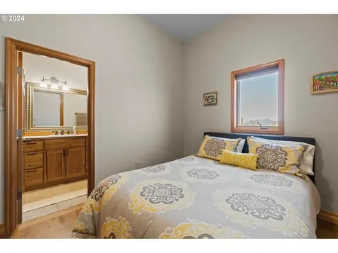 8101 SW Desert Sage Lane Powell Butte OR 97753