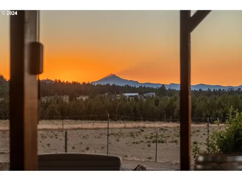 8101 SW Desert Sage Lane Powell Butte OR 97753