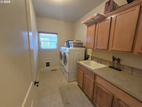 2248 NW Overlook Drive Hermiston OR 97838