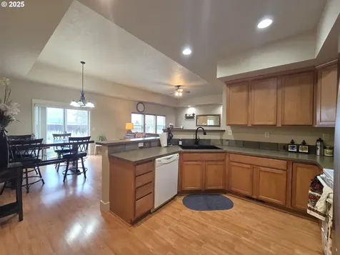 2248 NW Overlook Drive Hermiston OR 97838
