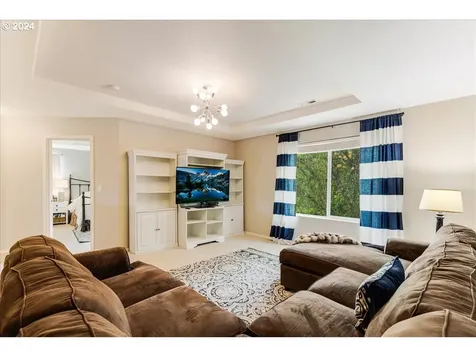 329 W Kemper Crest Drive Newberg OR 97132