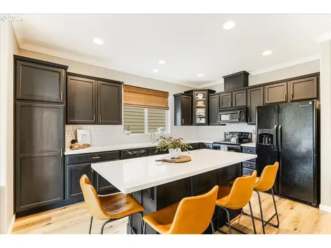 329 W Kemper Crest Drive Newberg OR 97132
