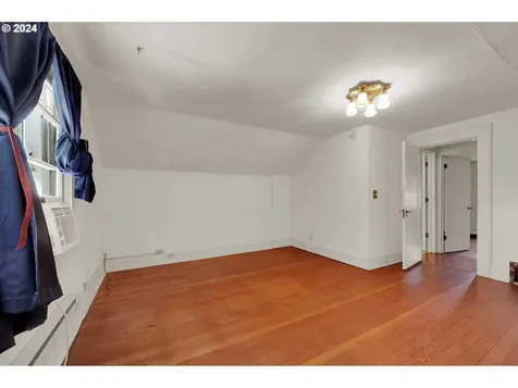 110 Elkay Drive Eugene OR 97404