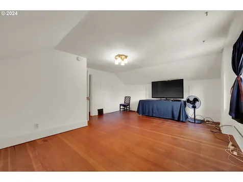 110 Elkay Drive Eugene OR 97404