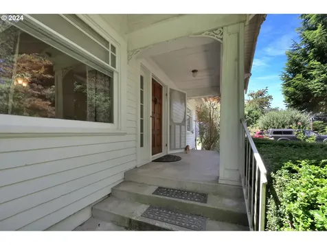 110 Elkay Drive Eugene OR 97404