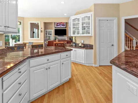 3340 Ne Jackson Road Loop Hillsboro OR 97124