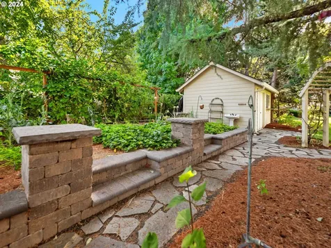 3340 Ne Jackson Road Loop Hillsboro OR 97124