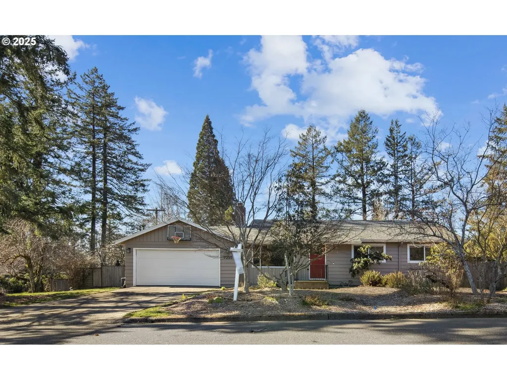 9255 NW Stark Court Portland OR 97229