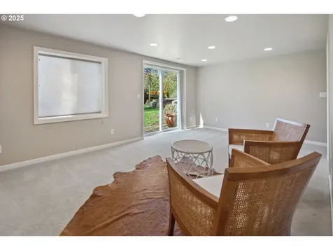 9255 NW Stark Court Portland OR 97229
