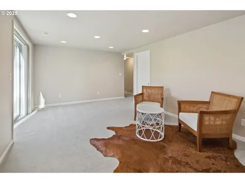 9255 NW Stark Court Portland OR 97229