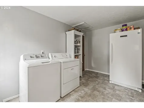 460 Ross Road Kelso WA 98626