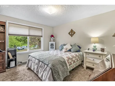 460 Ross Road Kelso WA 98626