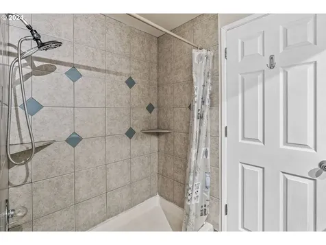 460 Ross Road Kelso WA 98626