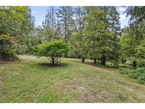 460 Ross Road Kelso WA 98626