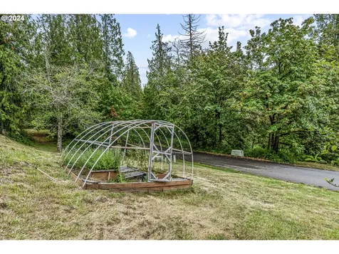 460 Ross Road Kelso WA 98626