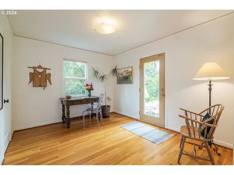 3535 SE Insley Street Portland OR 97202