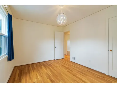 3535 SE Insley Street Portland OR 97202
