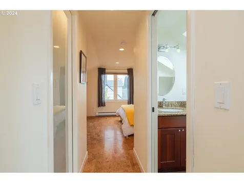 3535 SE Insley Street Portland OR 97202