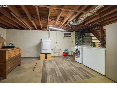 3535 SE Insley Street Portland OR 97202