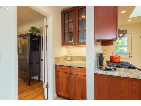 3535 SE Insley Street Portland OR 97202