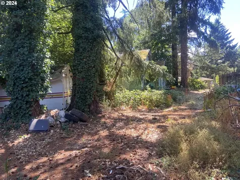 6215 Burma Road Lake Oswego OR 97035