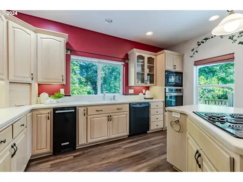 435 Naismith Boulevard Eugene OR 97404