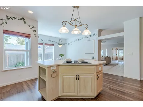 435 Naismith Boulevard Eugene OR 97404
