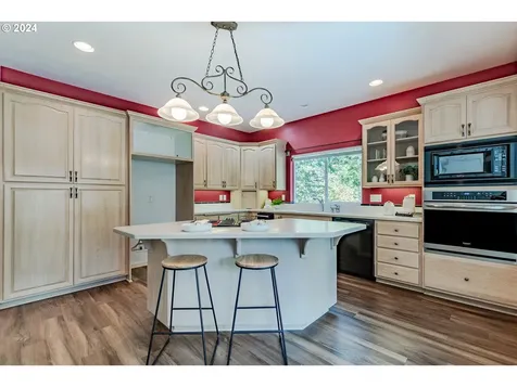 435 Naismith Boulevard Eugene OR 97404